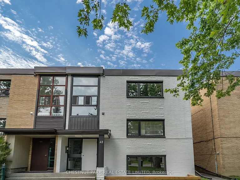 42 Cavell Ave — Photo 34