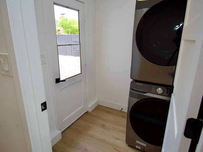 820 Iris Ave #1 — Photo 13