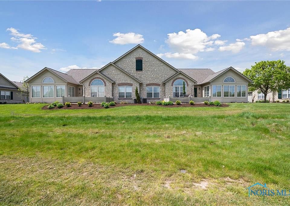 1st image of 2730 Canterbury Cir #23B