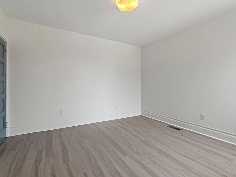 5708-5710 Weldin St #1 — Photo 20