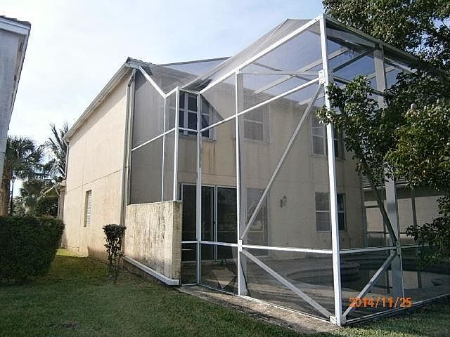 2nd image of 135 Canterbury Pl
