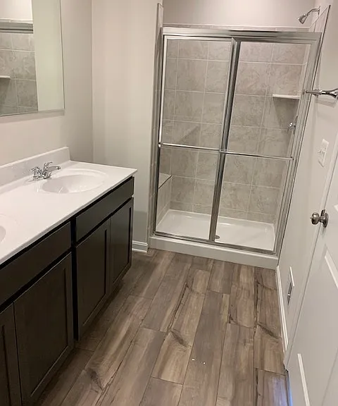 425 Seeback Dr — Photo 5
