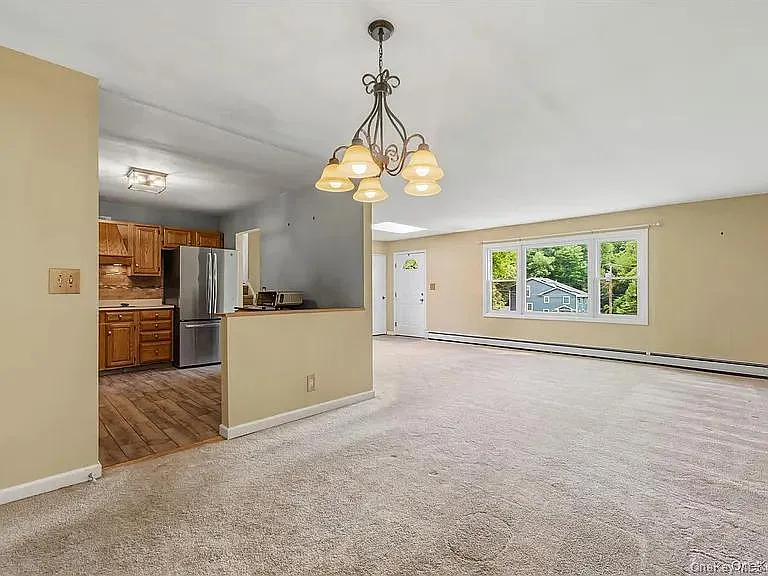 3 bed, 1.5 bath, 1507 sqft, $2,920 — Photo 4