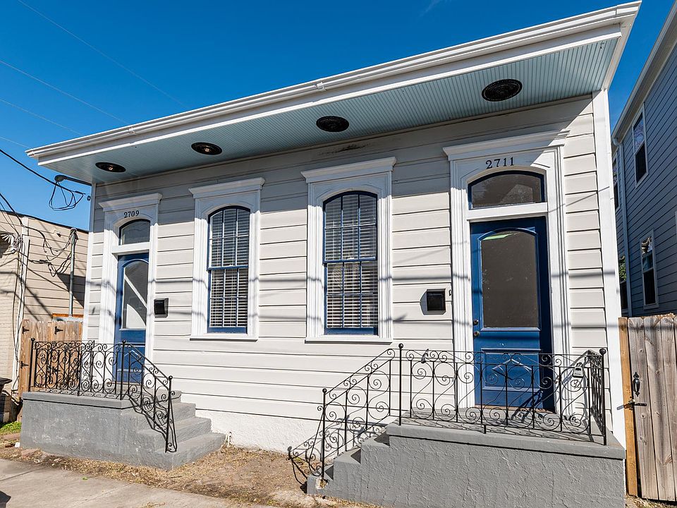 1st image of 2711 Marais St