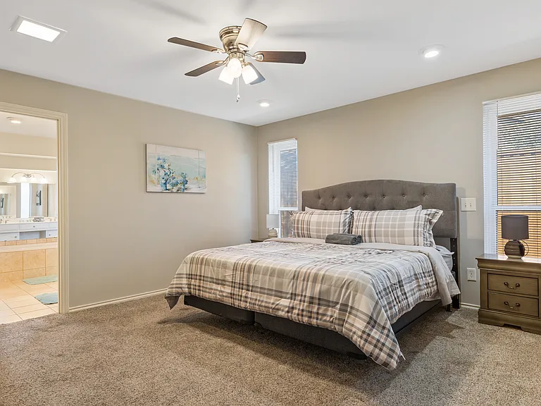 2937 Shalimar Dr — Photo 28