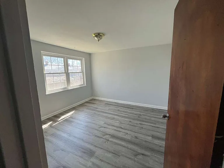 912 N Prairie Ave — Photo 11