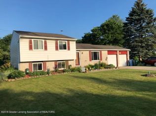 1131 Coolidge Rd, Lansing, MI 48912