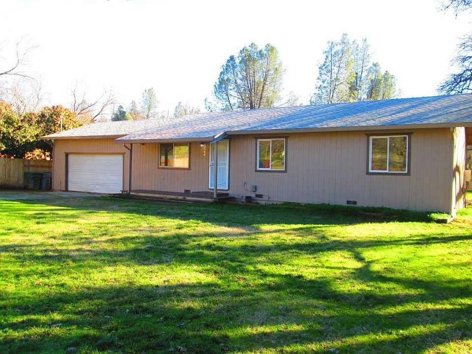 1st image of 375 Branstetter Ln