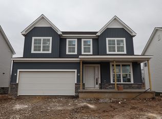 1121 Quarry Oak Dr, Grove City, OH 43123