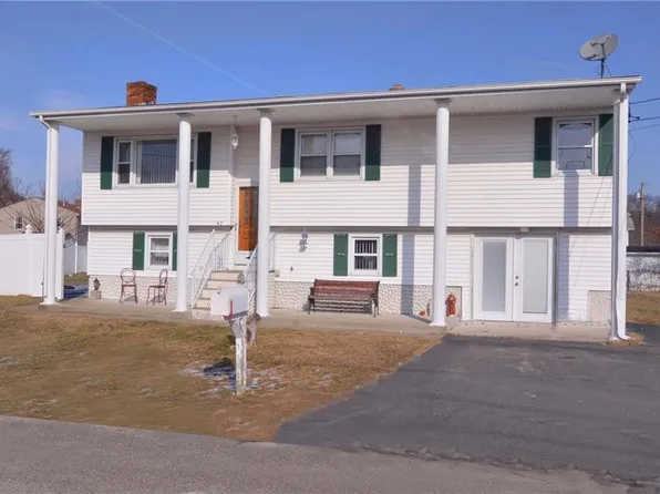 40 Abbott St, East Providence, RI 02914