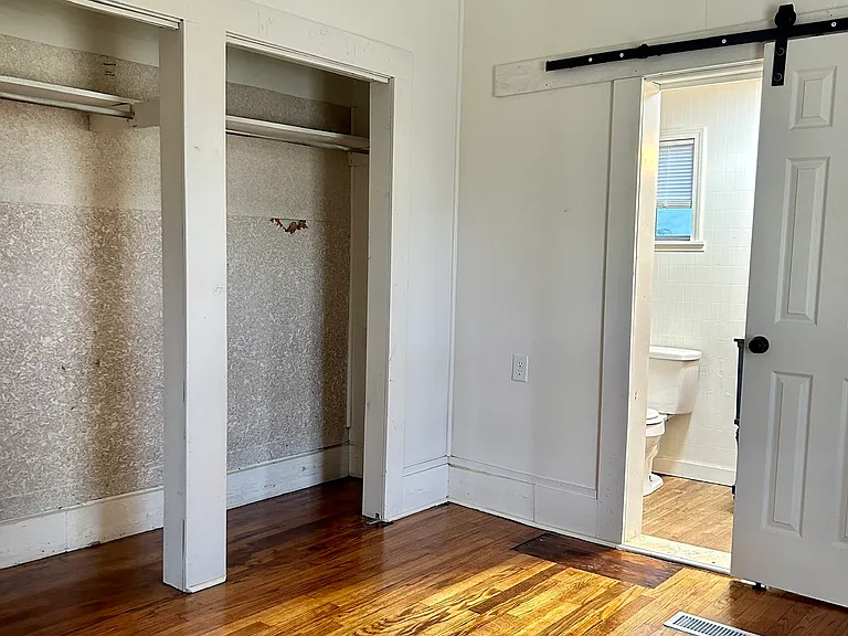 1404 Callahan St — Photo 24