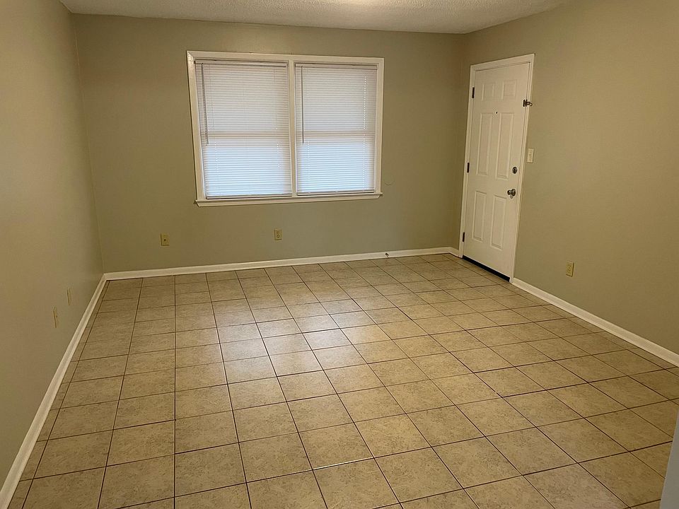 101 Young St Thomasville GA Zillow