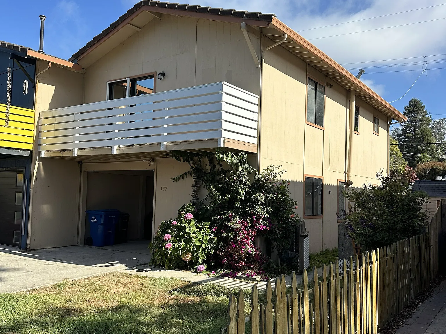 3 bed, 1230 sqft, $4,695 — Photo 2