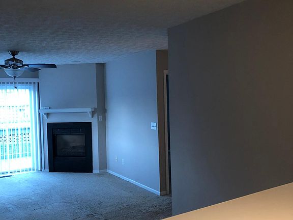 5th image of 9154 Parkbury Ln