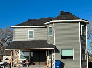 220 W 3rd St, Friend, NE 68359