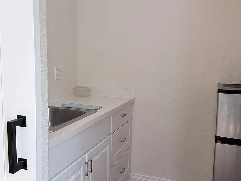 Oak Ct — Photo 5