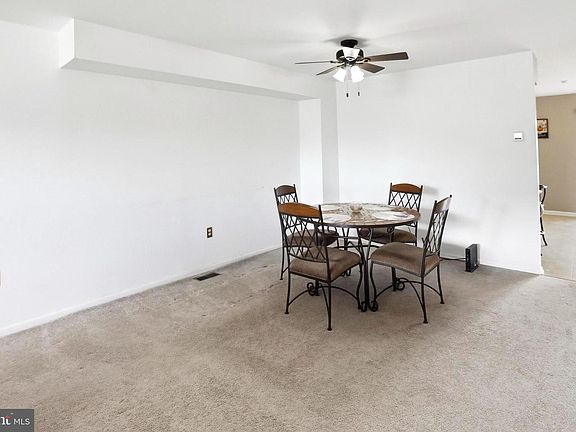 5th image of 1405 Village Green Dr