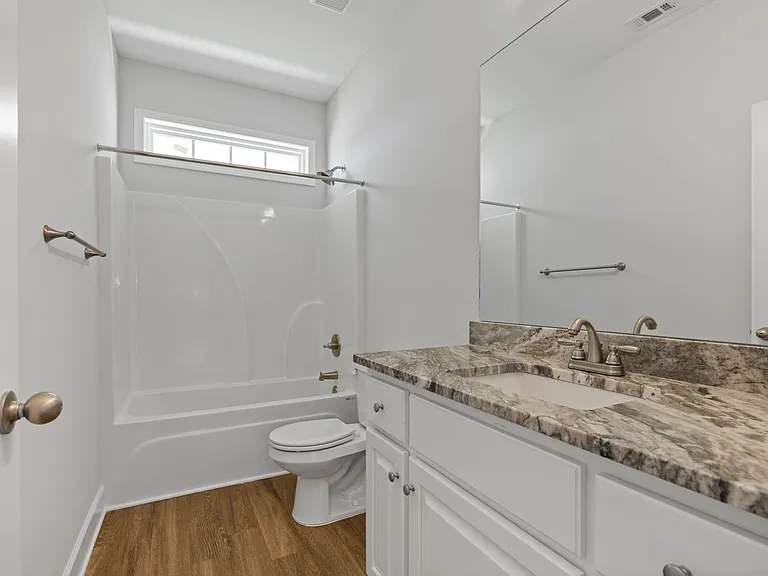 156 Wingate Ave — Photo 15