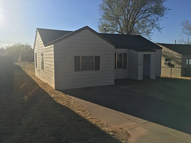 89 N Carolina St — Photo 1