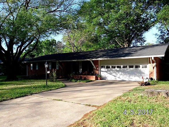 4th image of 1702 E Beverly Dr