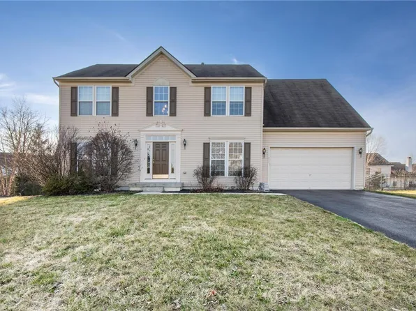 5317 Stenton Dr, Bethlehem, PA 18017