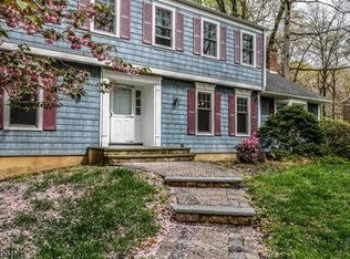 24 Olsen Dr, Warren, NJ 07059