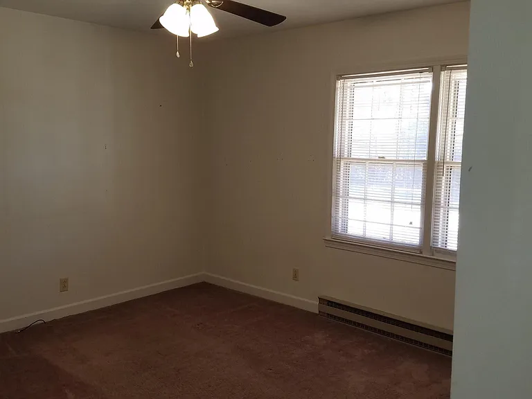 510A N Townville St — Photo 10