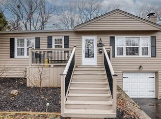 5520 Perry Ln, Merriam, KS 66203