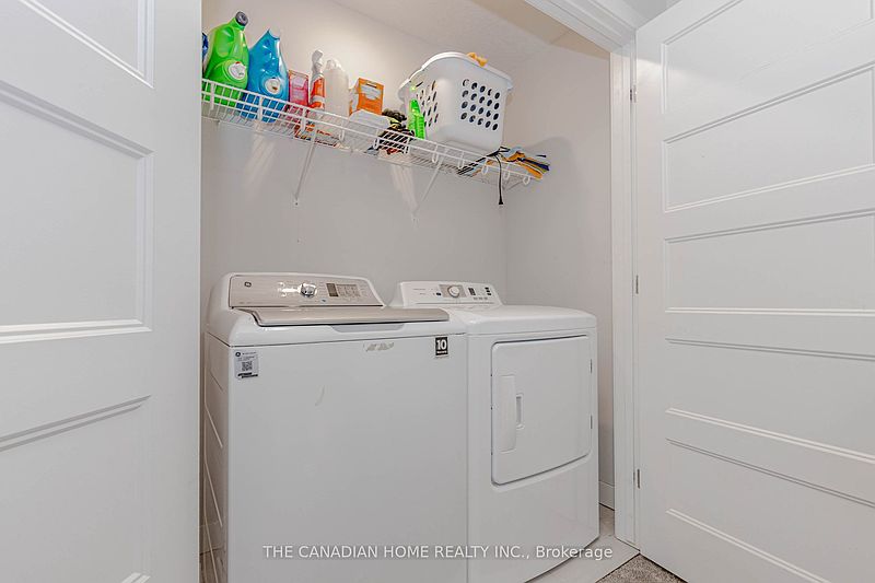 London Townhouse for rent - 3 Bedrooms — photo 35