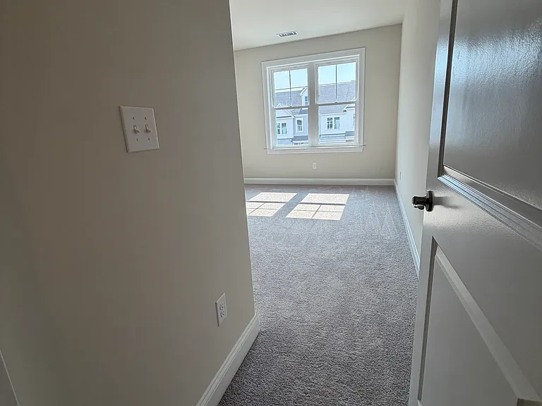 436 Reagans Ln — Photo 34