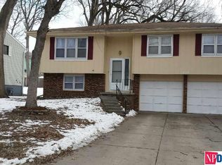 5839 S 51st Ave, Omaha, NE 68117