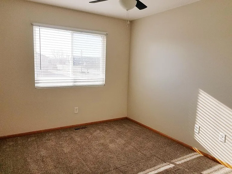 1116 NE 7th Ln — Photo 11