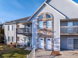 620 N Spring St APT 3, Port Washington, WI 53074