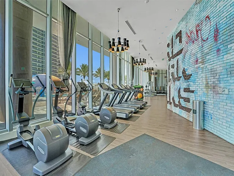 4111 S Ocean Dr #ID1227342P — Photo 17
