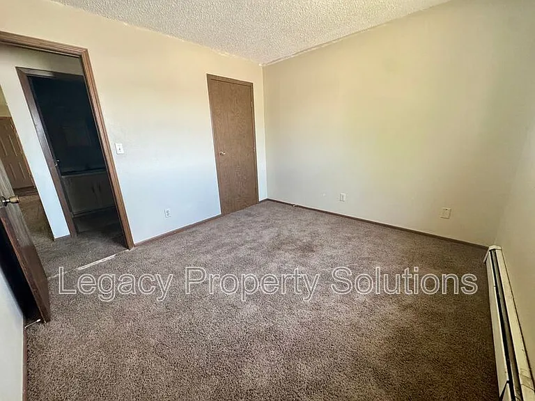 305 E East Ave #1 — Photo 7