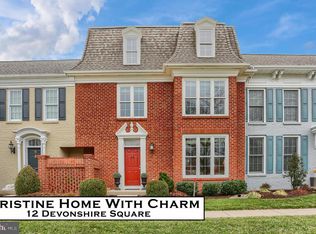 12 Devonshire Sq, Mechanicsburg, PA 17050