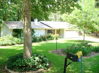 14322 Herman Reid Rd, Bauxite, AR 72011