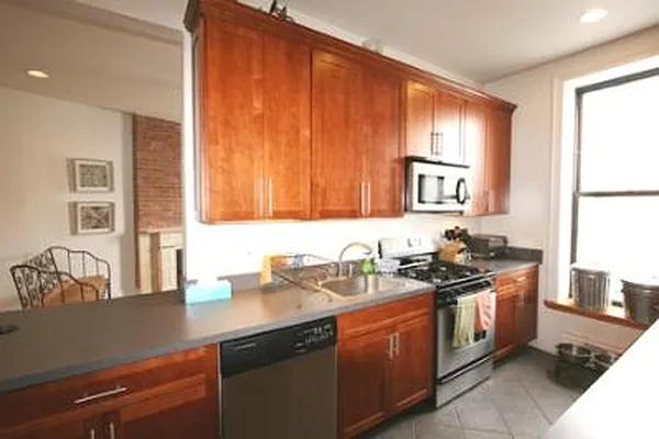 Rented by Corcoran | media 15