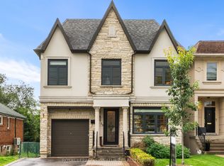 39 Regina Ave, Toronto, ON M6A 1R4