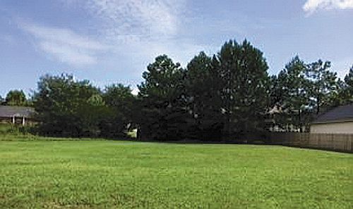 1st image of 100 Old Orchard Dr
