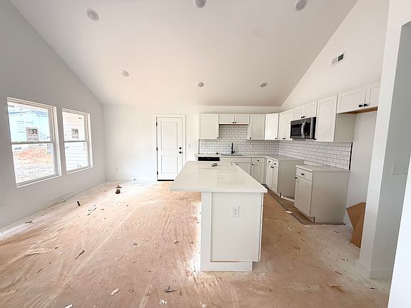5th image of 113 George St