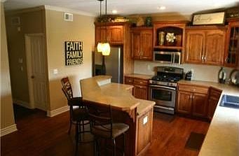 3rd image of 412 SE Stillwater Ct