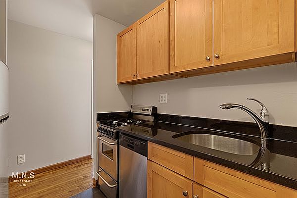 1st image of 31 E 30th St #5C