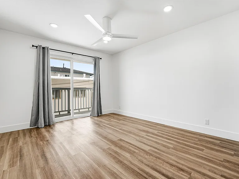 214 Avenida Cabrillo — Photo 13