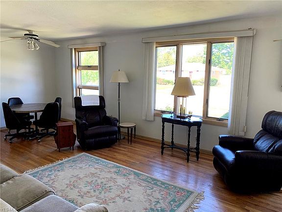 4th image of 11575 Ronald Dr