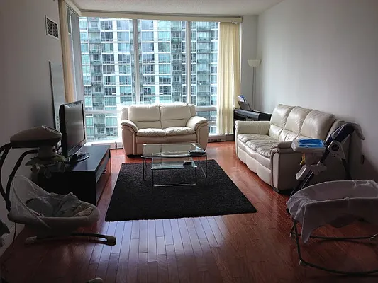 Sold by RE/MAX Villa Realtors  | media 3