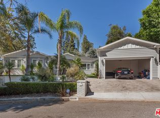 15539 Woodcrest Dr, Sherman Oaks, CA 91403