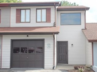 98 Tulip Grove Cir APT 11, Bristol, TN 37620