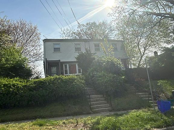 3rd image of 3029 Medway St