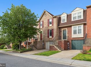 8294 Waterside Ct, Frederick, MD 21701